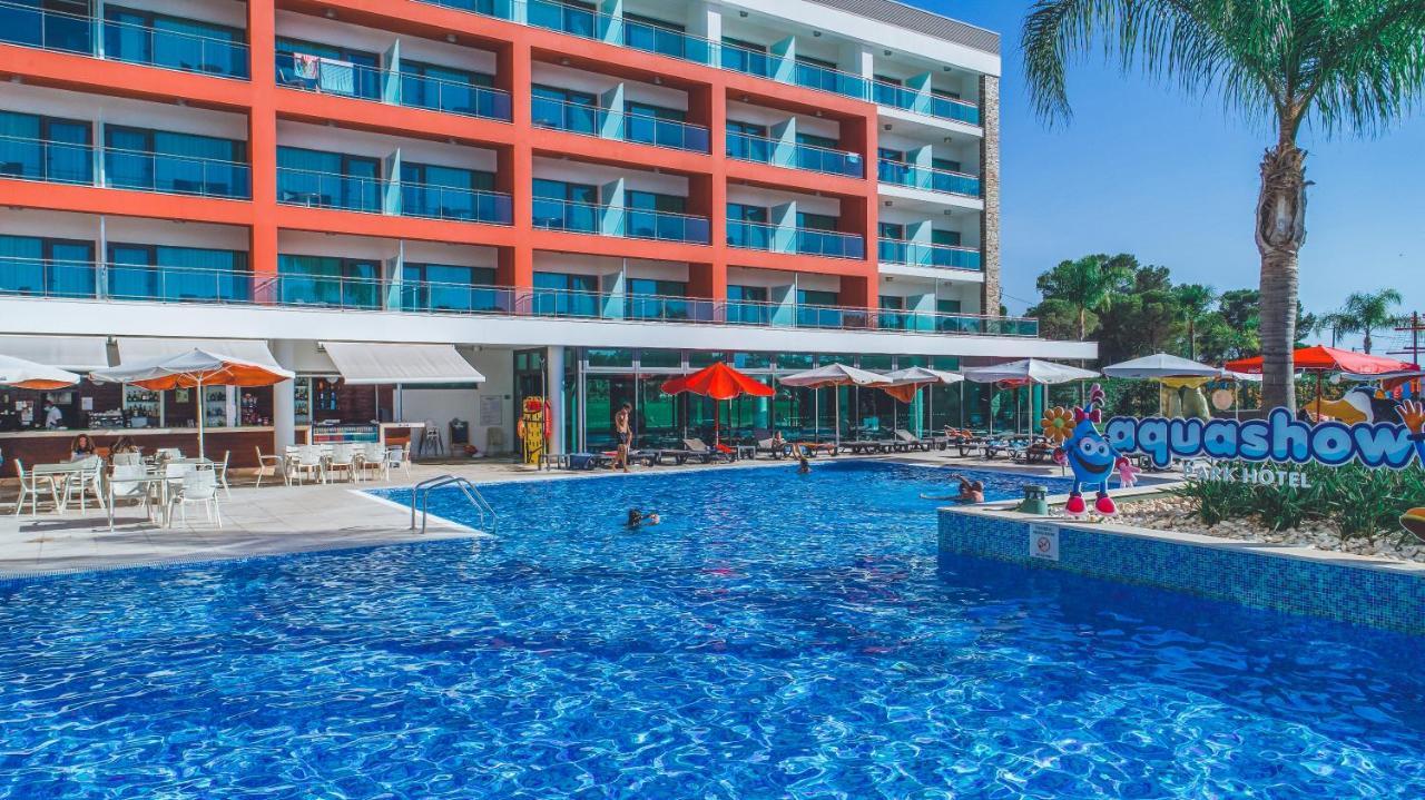 อควาโชว์ พาร์ค โฮเทล Hotel กัวเตย์รา ภายนอก รูปภาพ