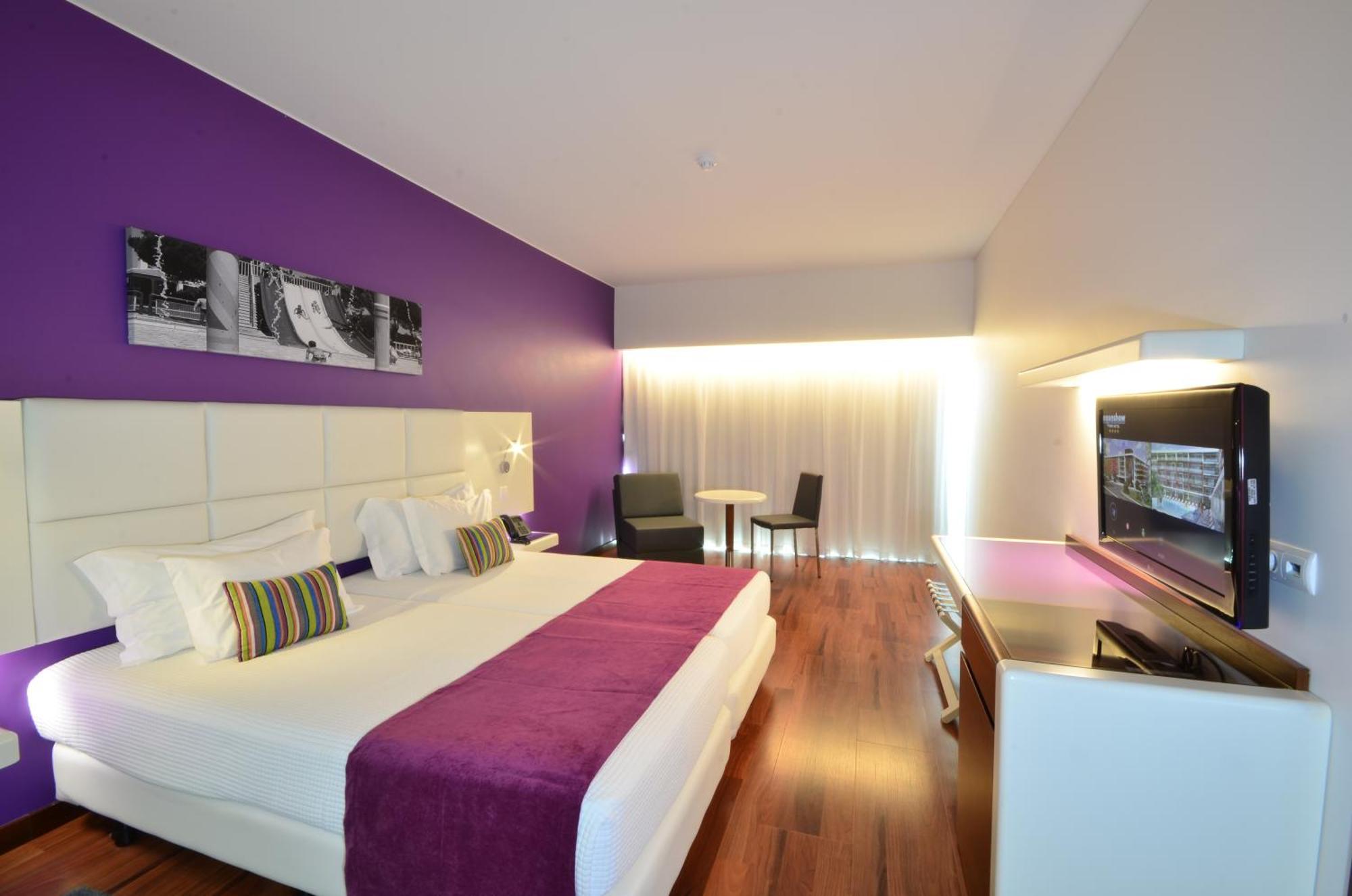 อควาโชว์ พาร์ค โฮเทล Hotel กัวเตย์รา ภายนอก รูปภาพ
